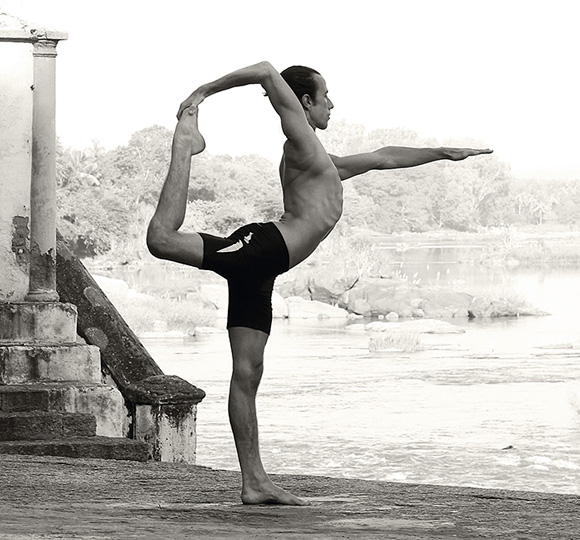 Ashtanga practice and fatherhood: Joey Miles in Natarajasana